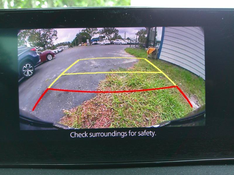 Used 2020 MAZDA MAZDA3 Sedan FWD image 17