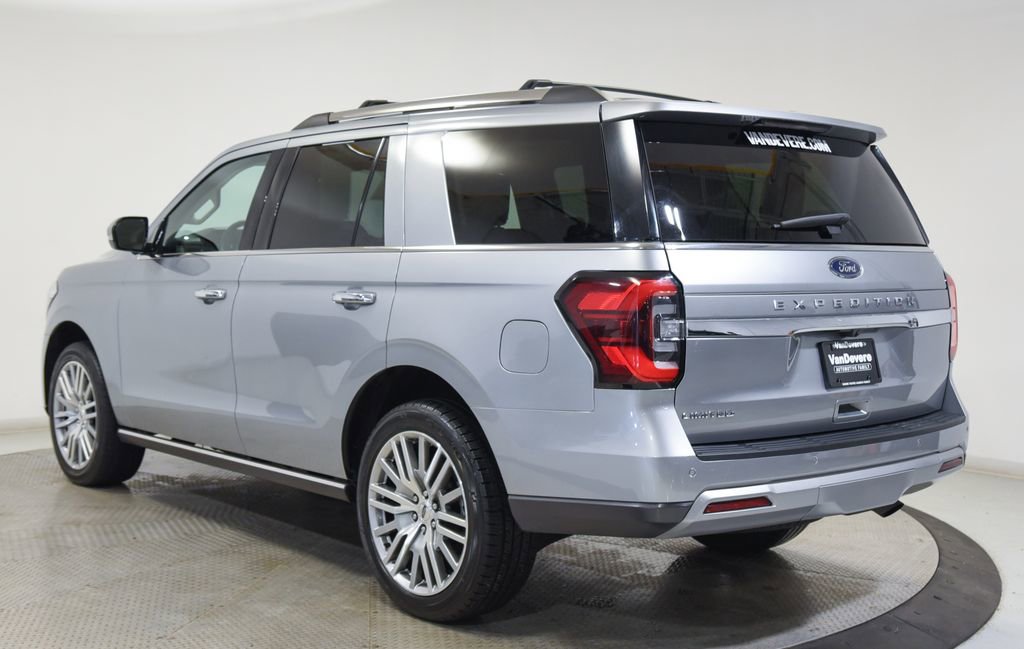 Used 2024 Ford Expedition Limited image 8