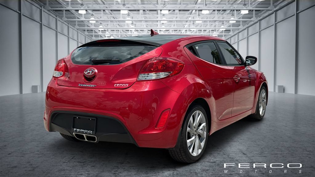 Used 2016 Hyundai Veloster FWD image 5
