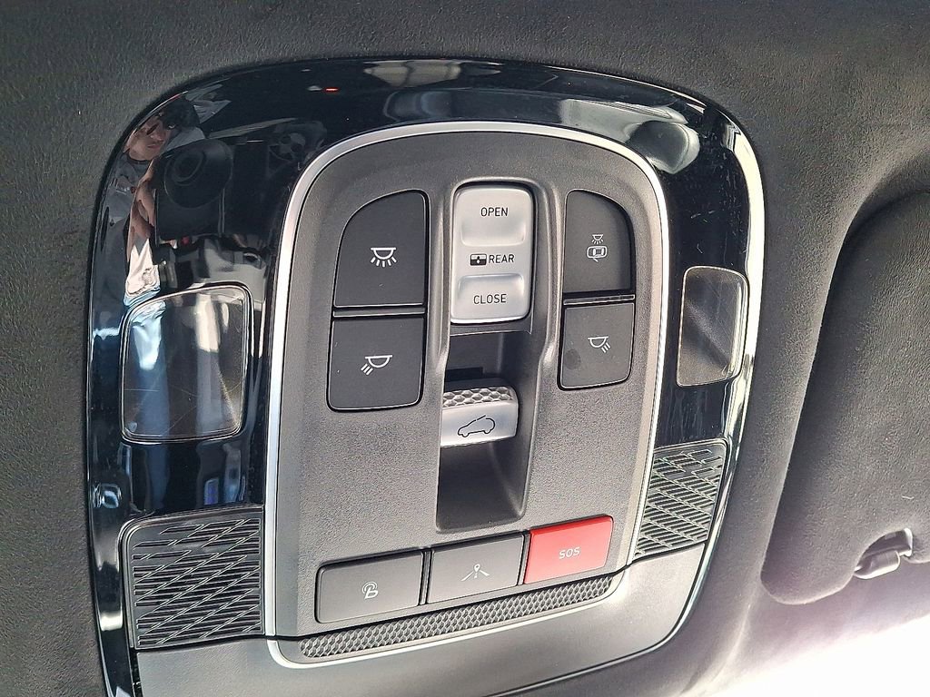 Used 2022 Hyundai Palisade Calligraphy image 27