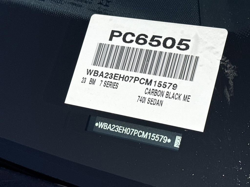 Used 2023 BMW 740i w/ Parking Assistance Package image 34