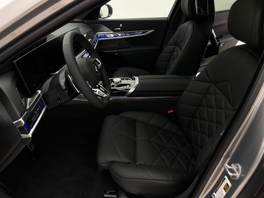 New 2026 BMW 740i xDrive image 9