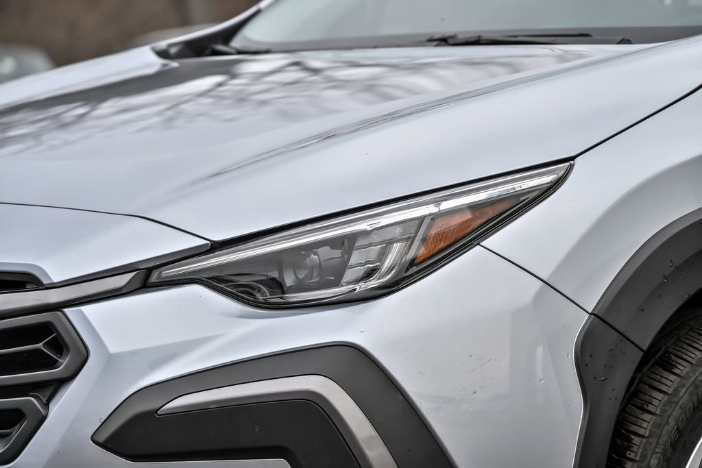 Used 2024 Subaru Crosstrek 2.5i Limited w/ Crosstrek Mirror Package AWD/4WD image 3