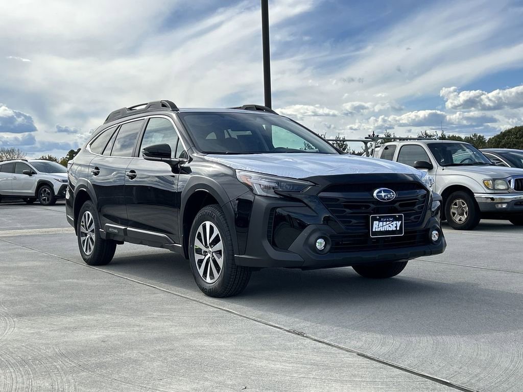 Certified 2025 Subaru Outback Premium AWD/4WD image 1