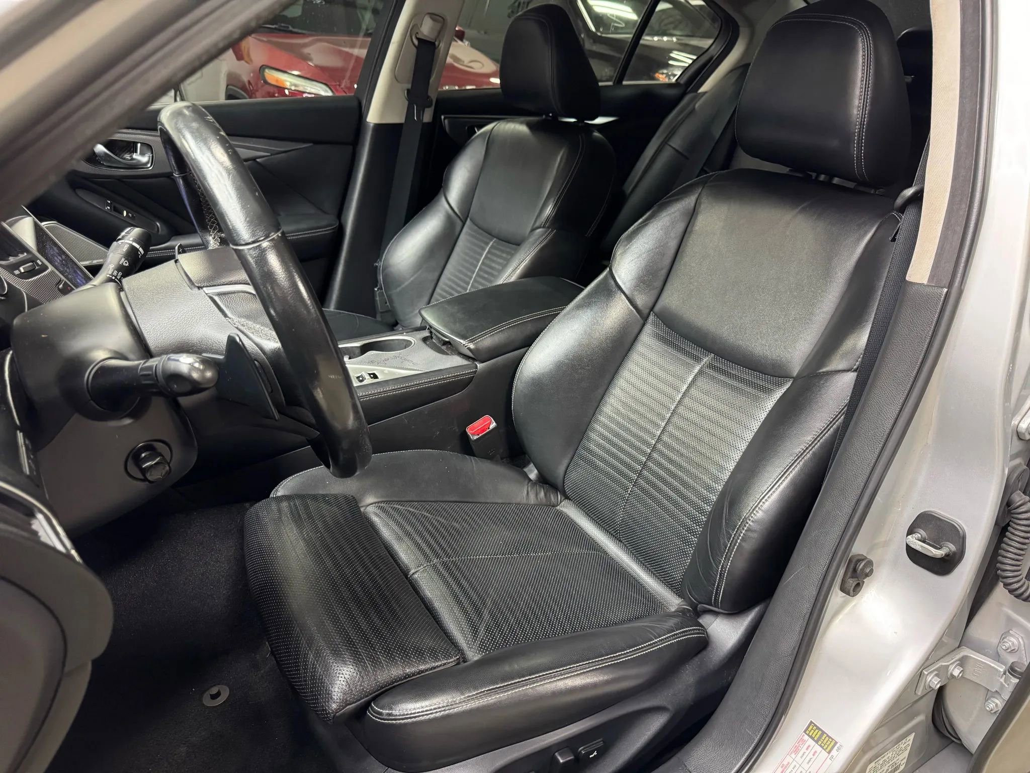 Used 2018 INFINITI Q50 Sport w/ Sensory Package (Sport) image 9