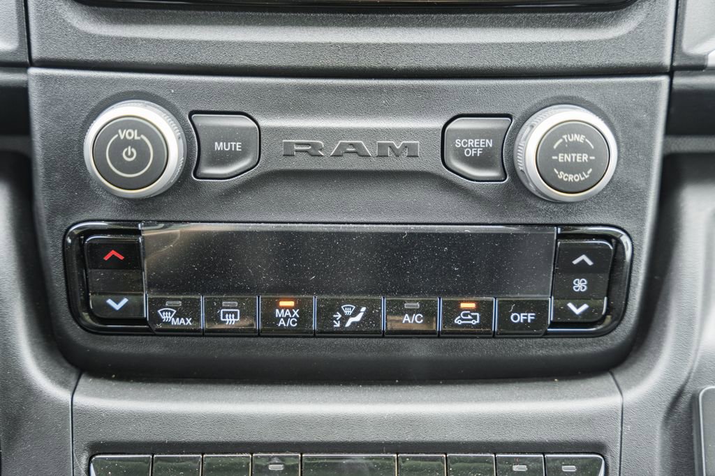 New 2025 RAM ProMaster 3500 w/ Quick Order Package 22G SLT image 21