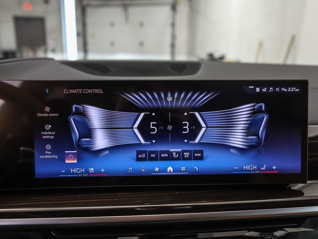 New 2026 BMW X5 xDrive40i w/ M Sport Package image 19