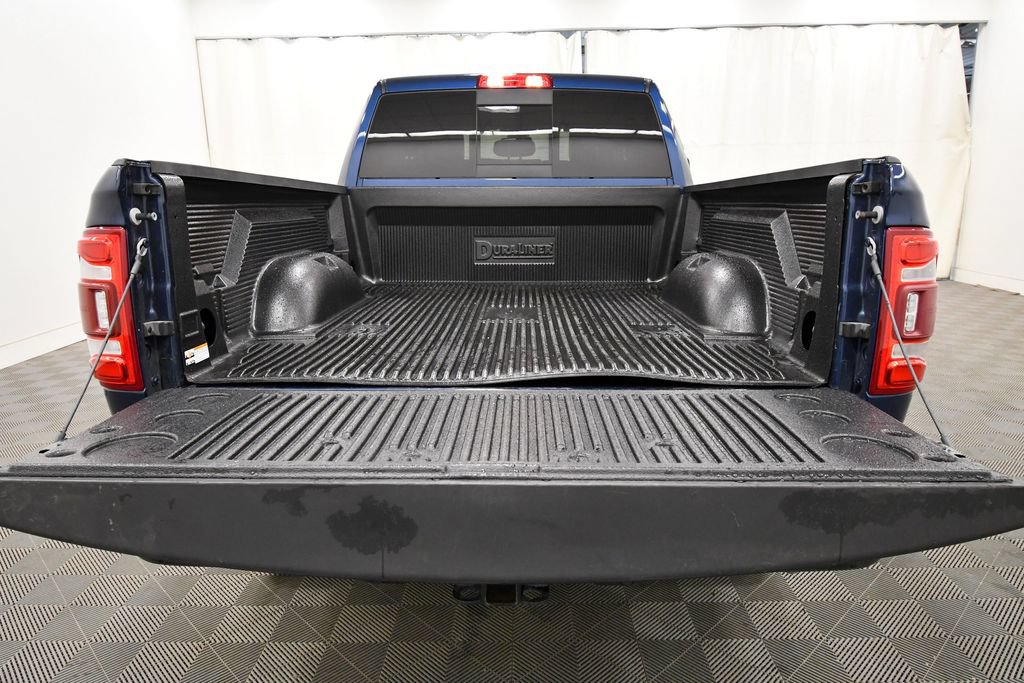 Used 2023 RAM 3500 Laramie AWD/4WD image 7