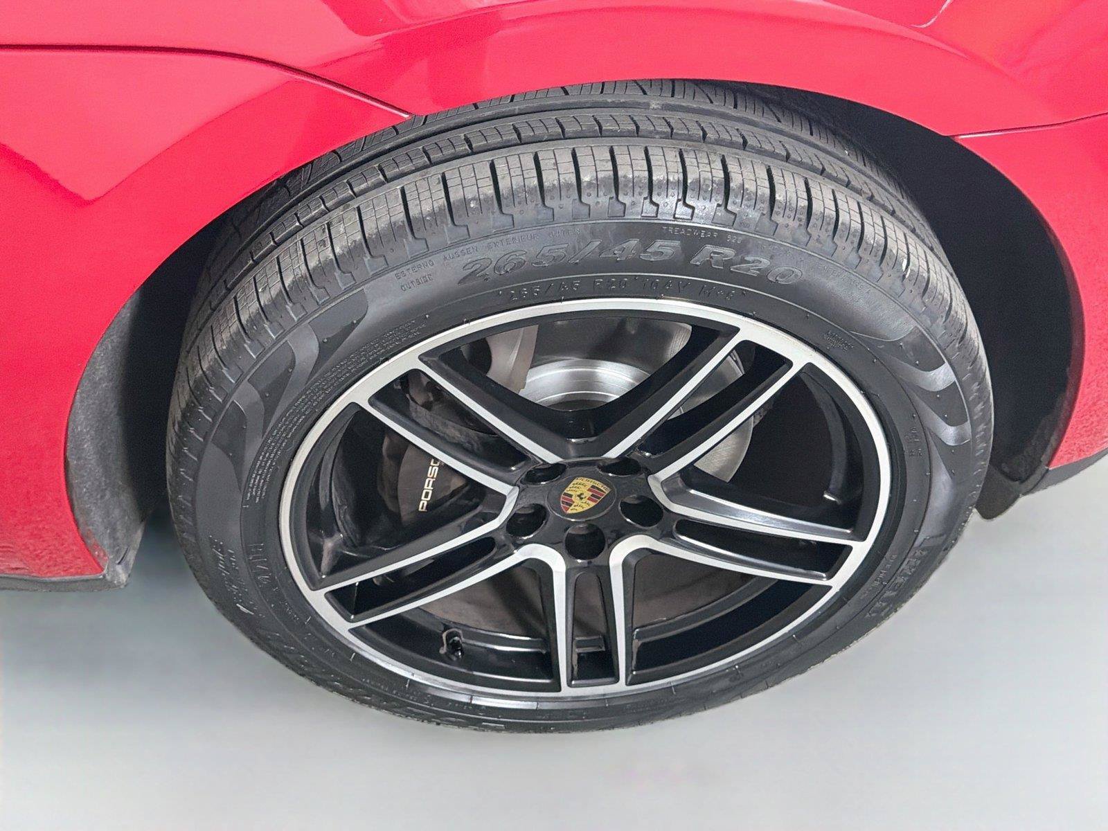 Certified 2021 Porsche Macan AWD/4WD image 14