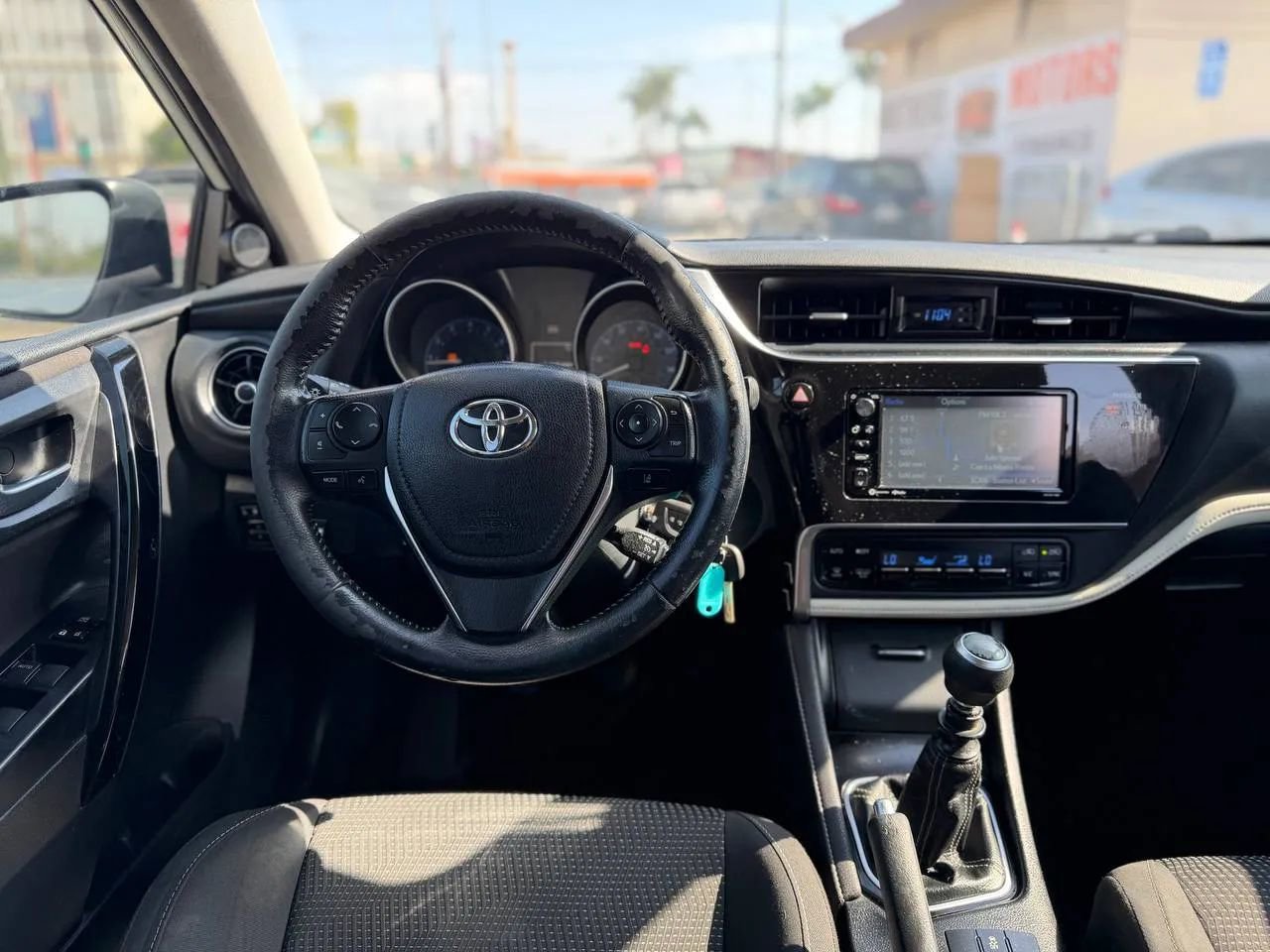 Used 2018 Toyota Corolla iM w/ Carpet Mat Package (TMS) image 29