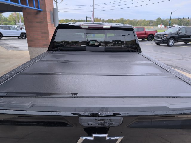 Used 2025 Chevrolet Silverado 1500 LT AWD/4WD image 32