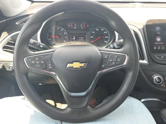 Used 2023 Chevrolet Malibu LT FWD image 34