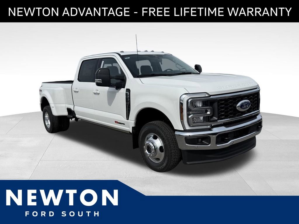 New 2026 Ford F350 4x4 Crew Cab DRW Super Duty image 1