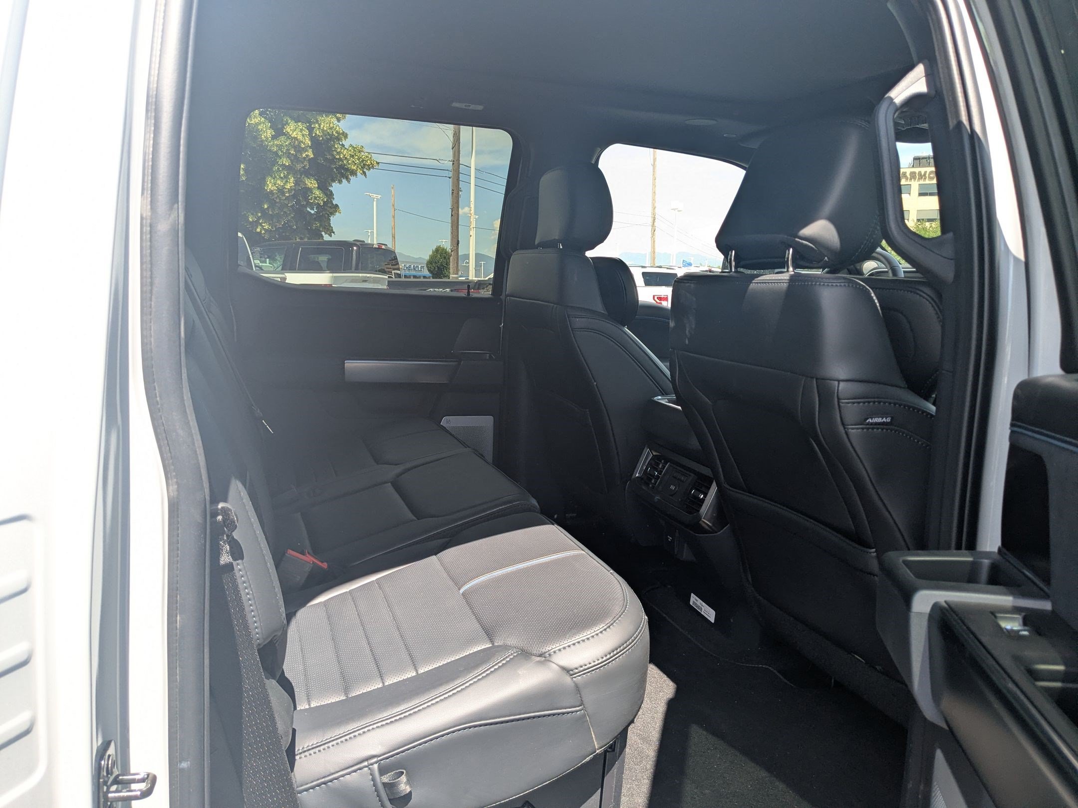 Used 2026 Ford F350 Platinum AWD/4WD image 33