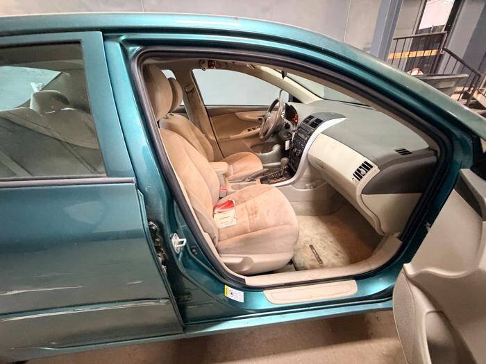 Used 2009 Toyota Corolla LE w/ All Weather Guard Pkg FWD image 29