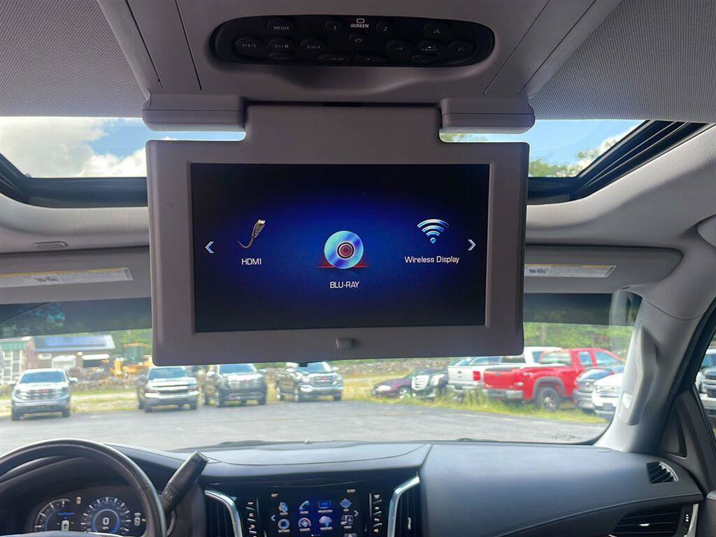 Certified 2020 Cadillac Escalade Premium Luxury w/ Escalade Sport Edition AWD/4WD image 16