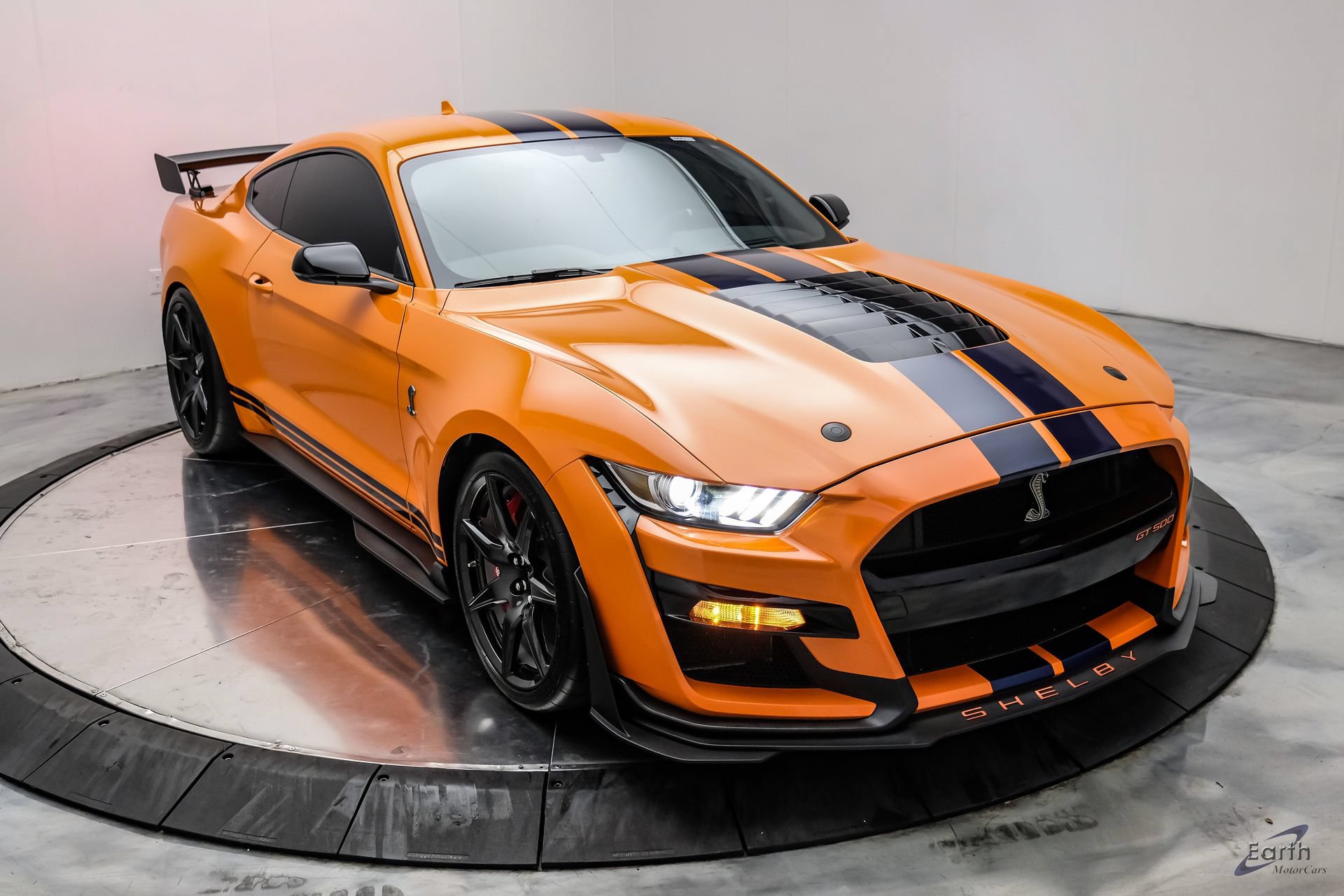Used 2020 Ford Mustang Shelby GT500 w/ Carbon Fiber Track Pack RWD image 30