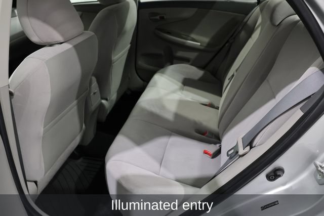 Used 2010 Toyota Corolla LE FWD image 11
