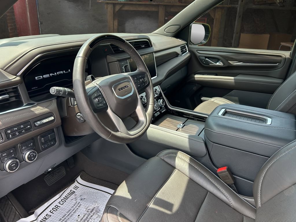 Certified 2024 GMC Yukon Denali w/ Denali Reserve Package AWD/4WD image 13