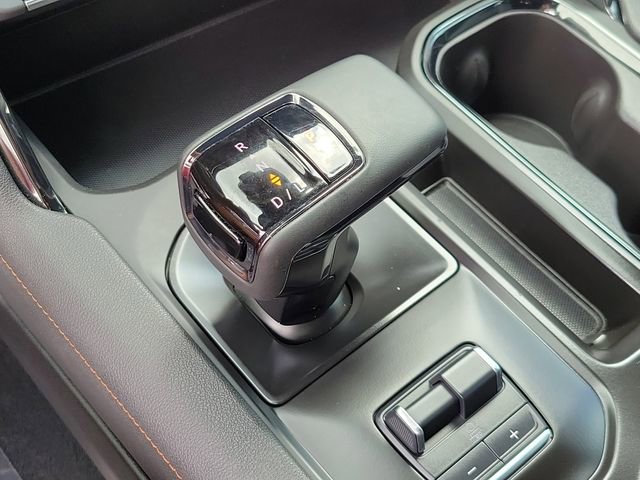 Used 2025 GMC Sierra 1500 AT4 w/ AT4 Premium Package AWD/4WD image 32