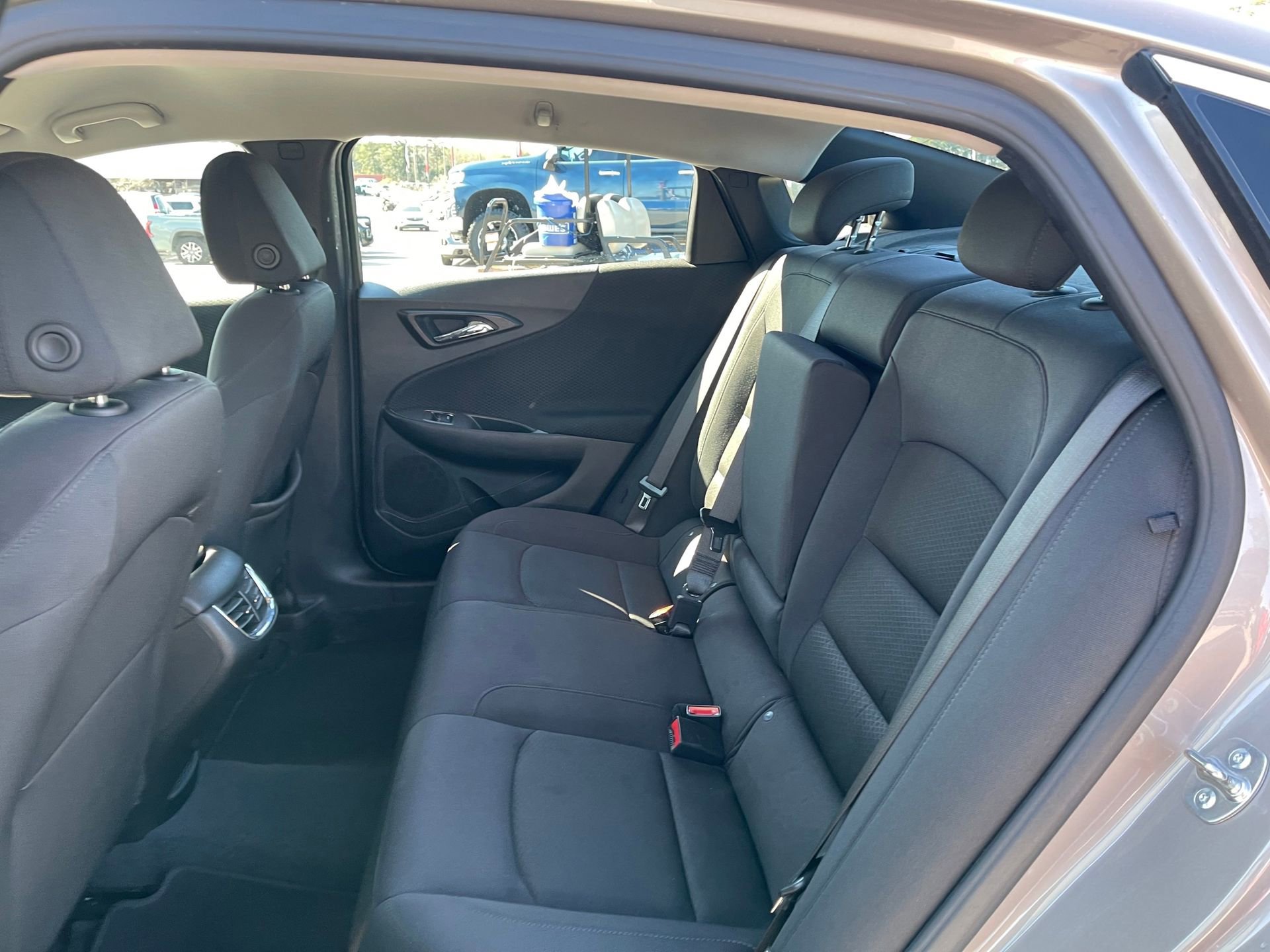 Used 2025 Chevrolet Malibu LT image 22