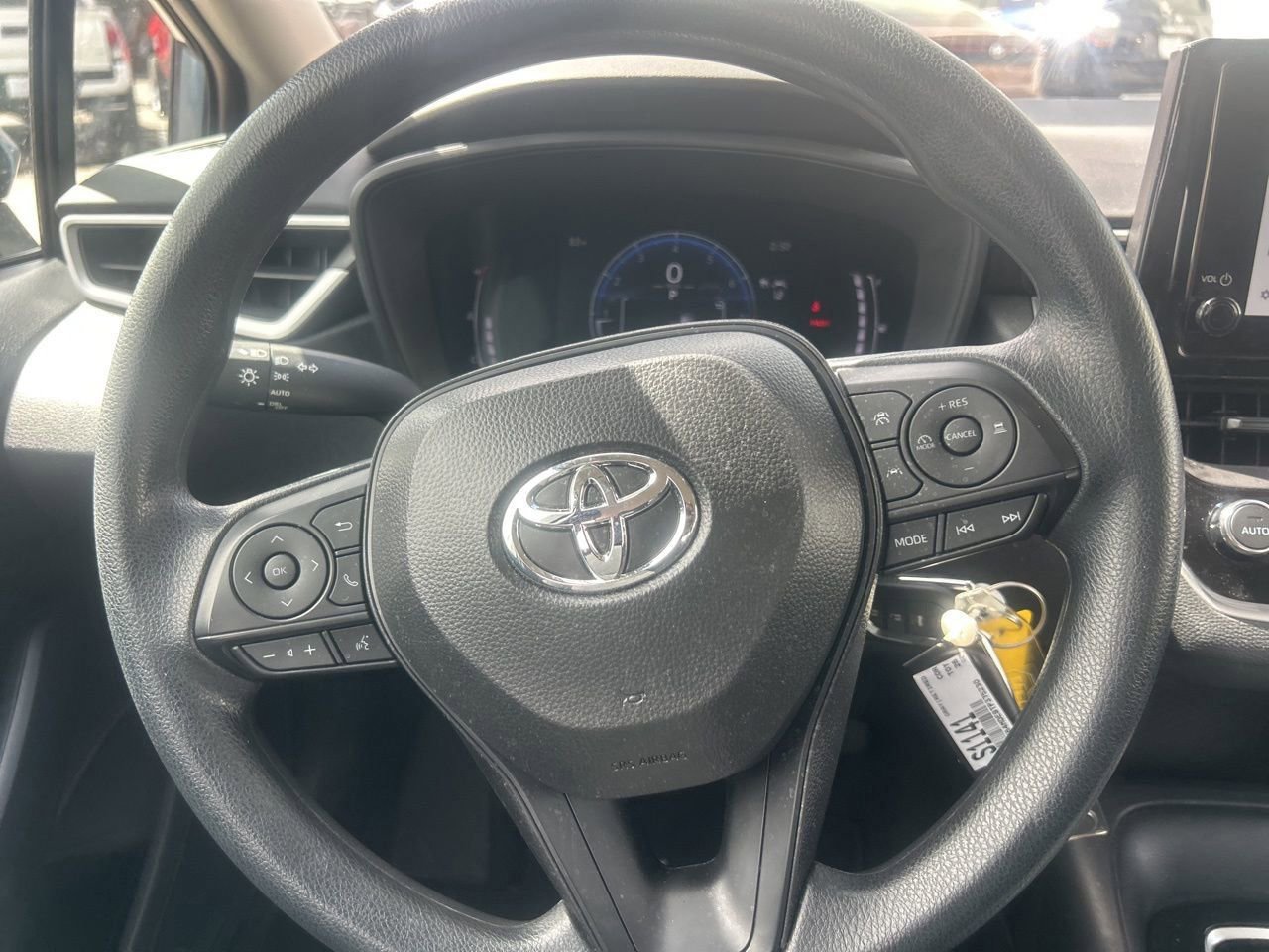 Used 2026 Toyota Corolla LE w/ Carpet Mat Package (TMS) FWD image 10