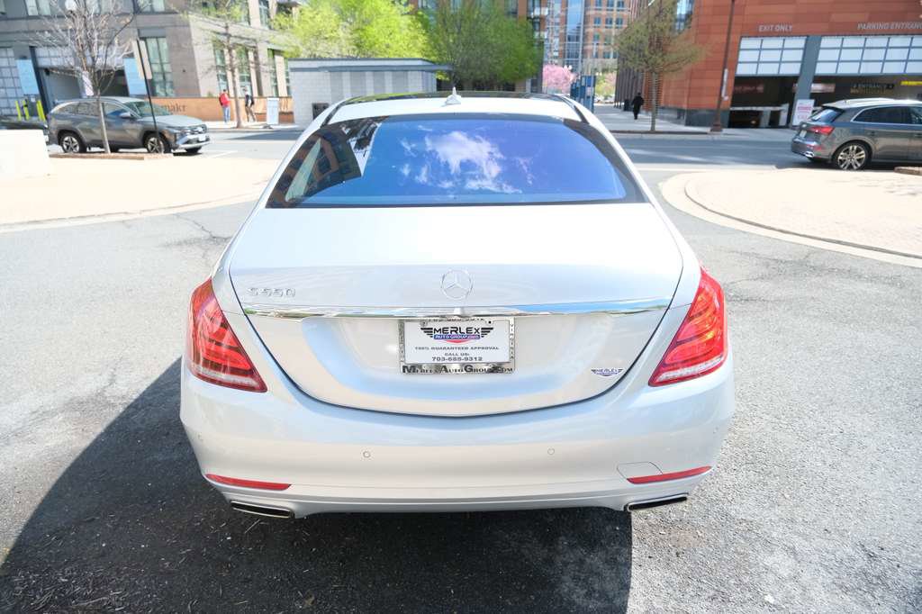 Used 2016 Mercedes-Benz S 550 Sedan image 9