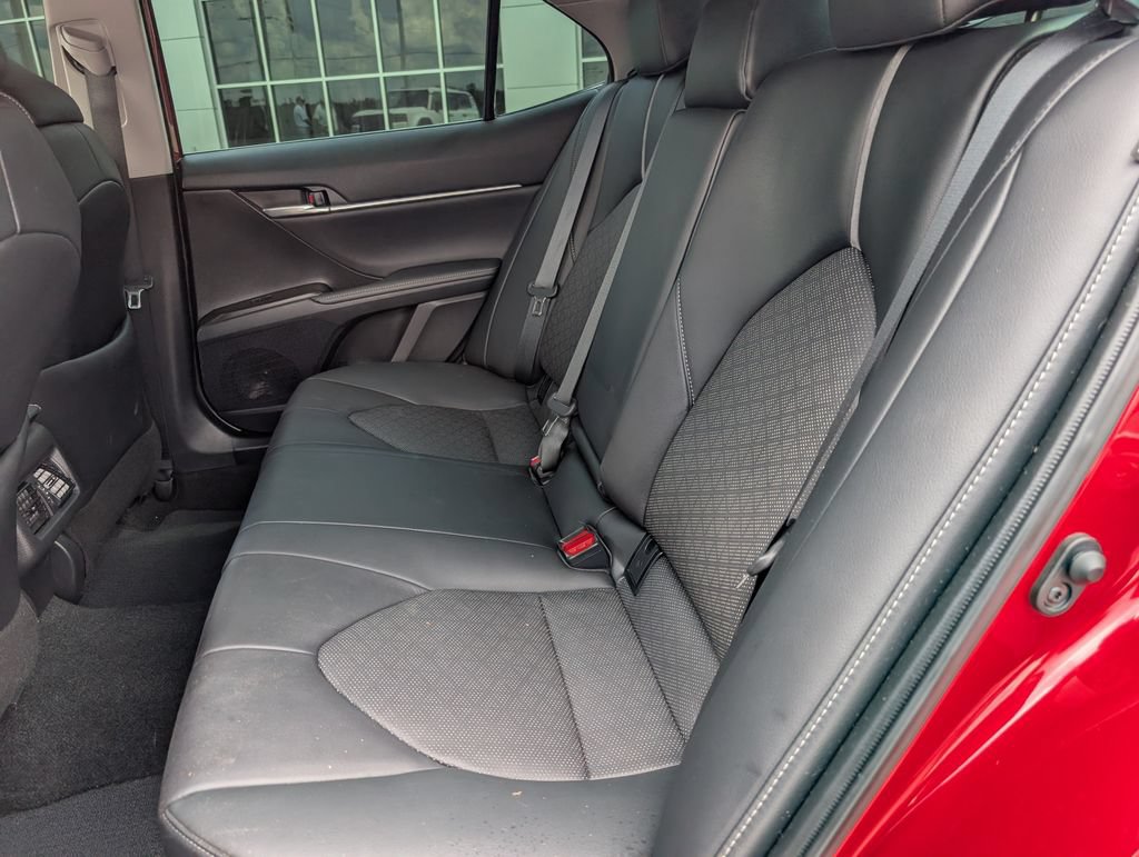 Used 2024 Toyota Camry XSE FWD image 10