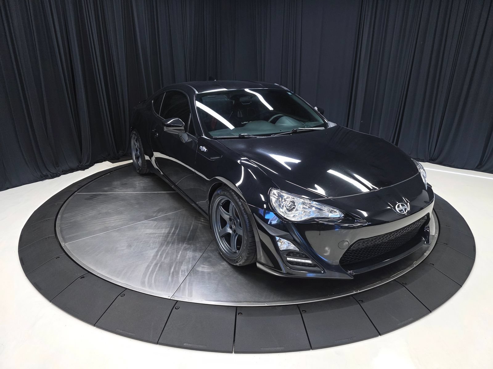 Used 2016 Scion FR-S RWD image 7