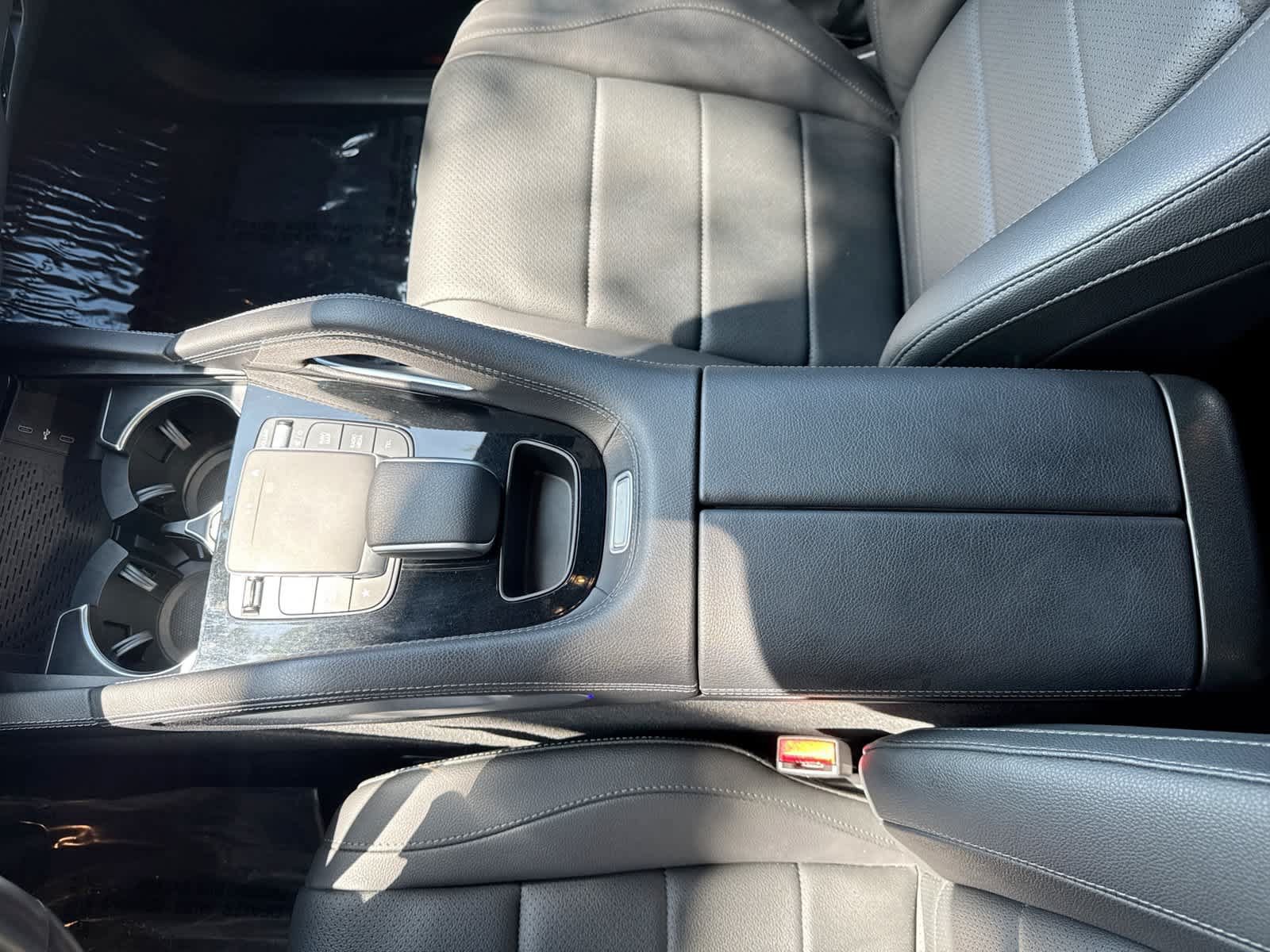 Used 2024 Mercedes-Benz GLE 450 4MATIC image 26
