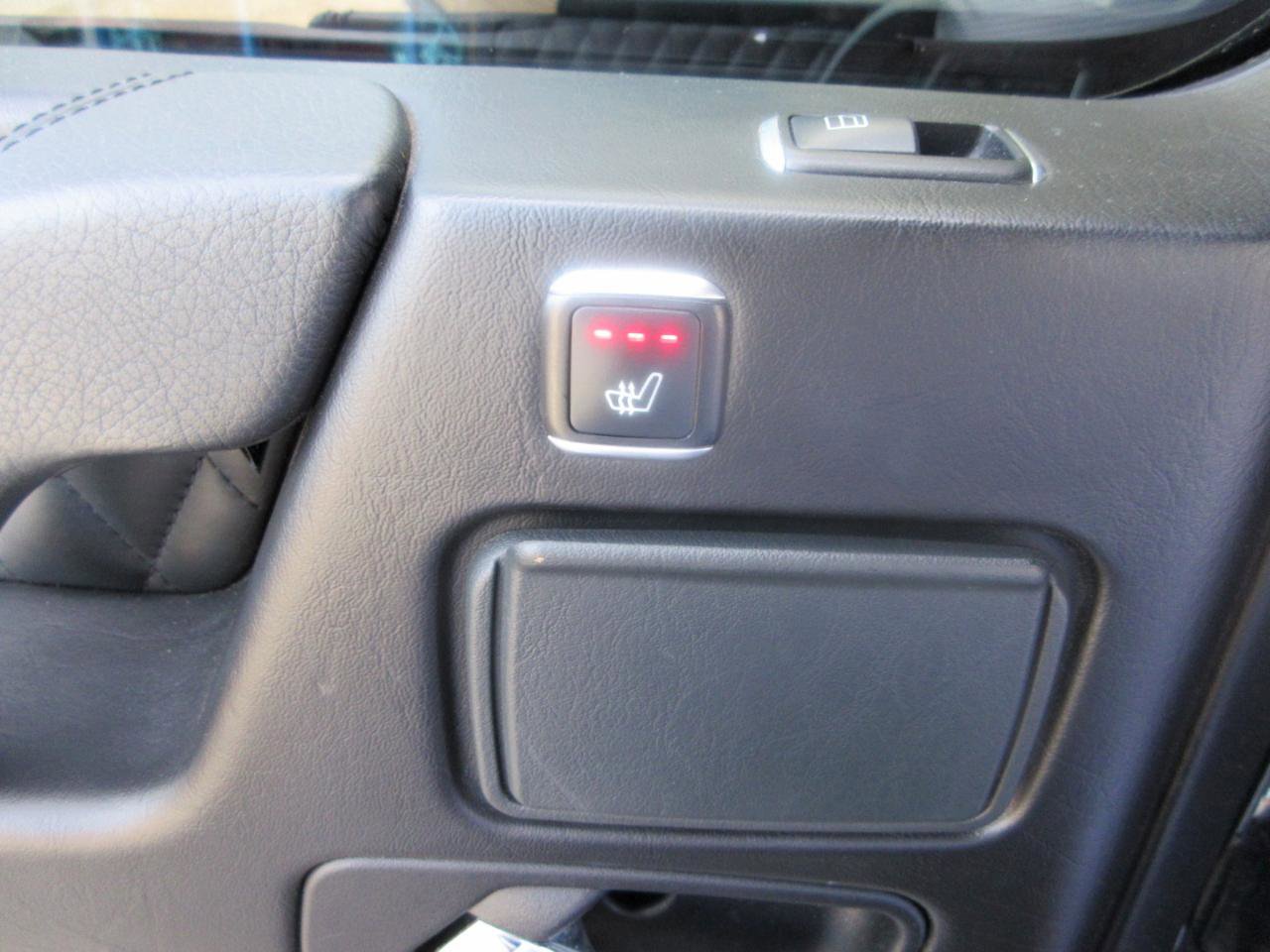 Used 2015 Mercedes-Benz G 63 AMG 4MATIC image 36