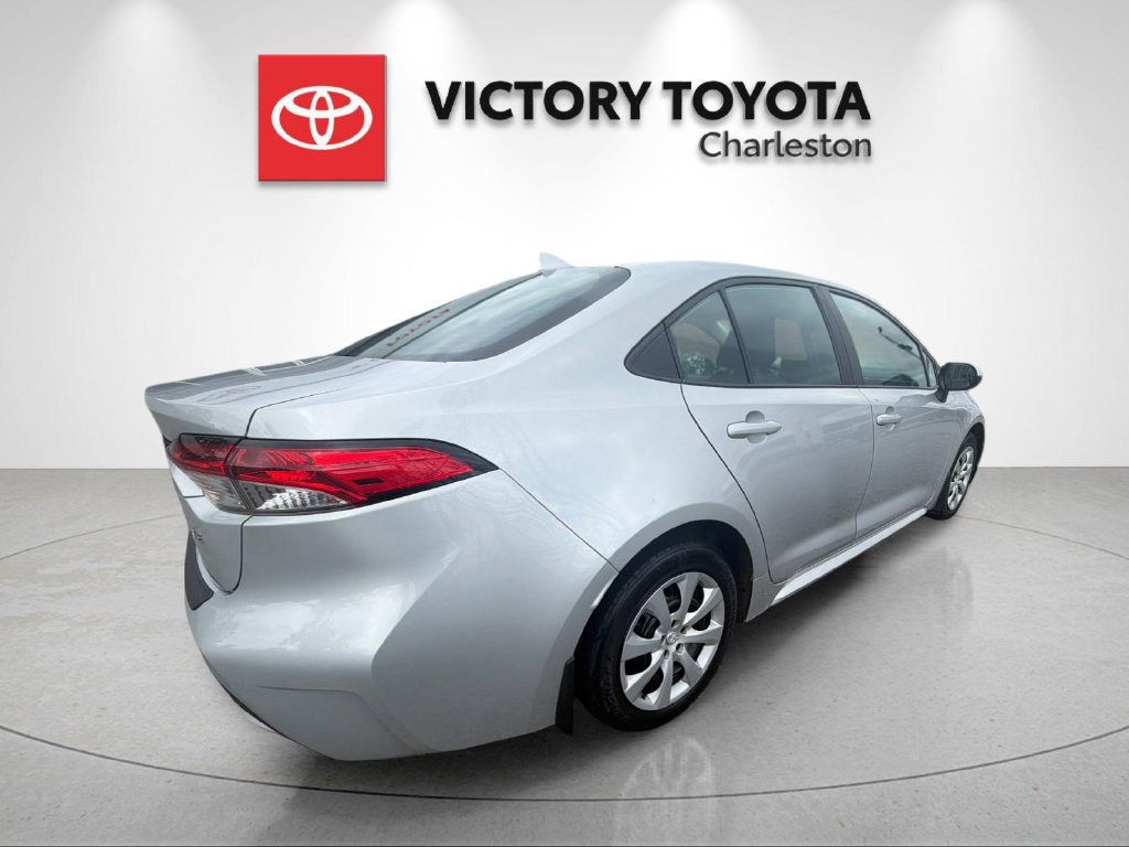 Used 2021 Toyota Corolla LE FWD image 7
