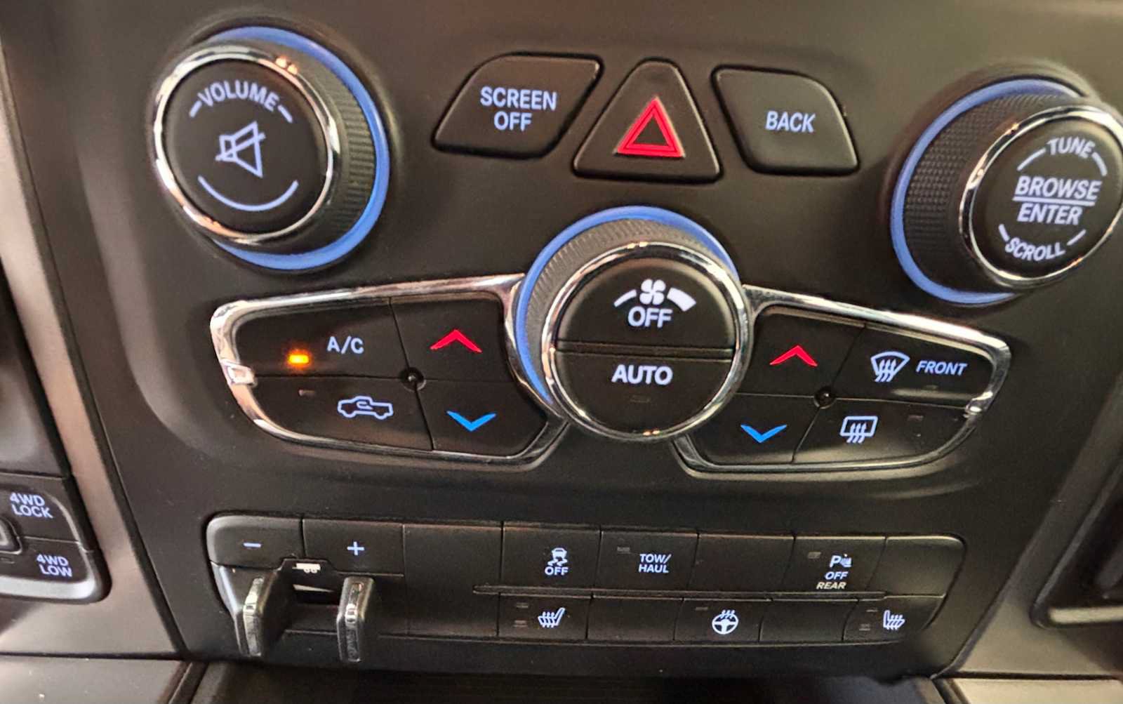 Used 2021 RAM 1500 Warlock AWD/4WD image 24