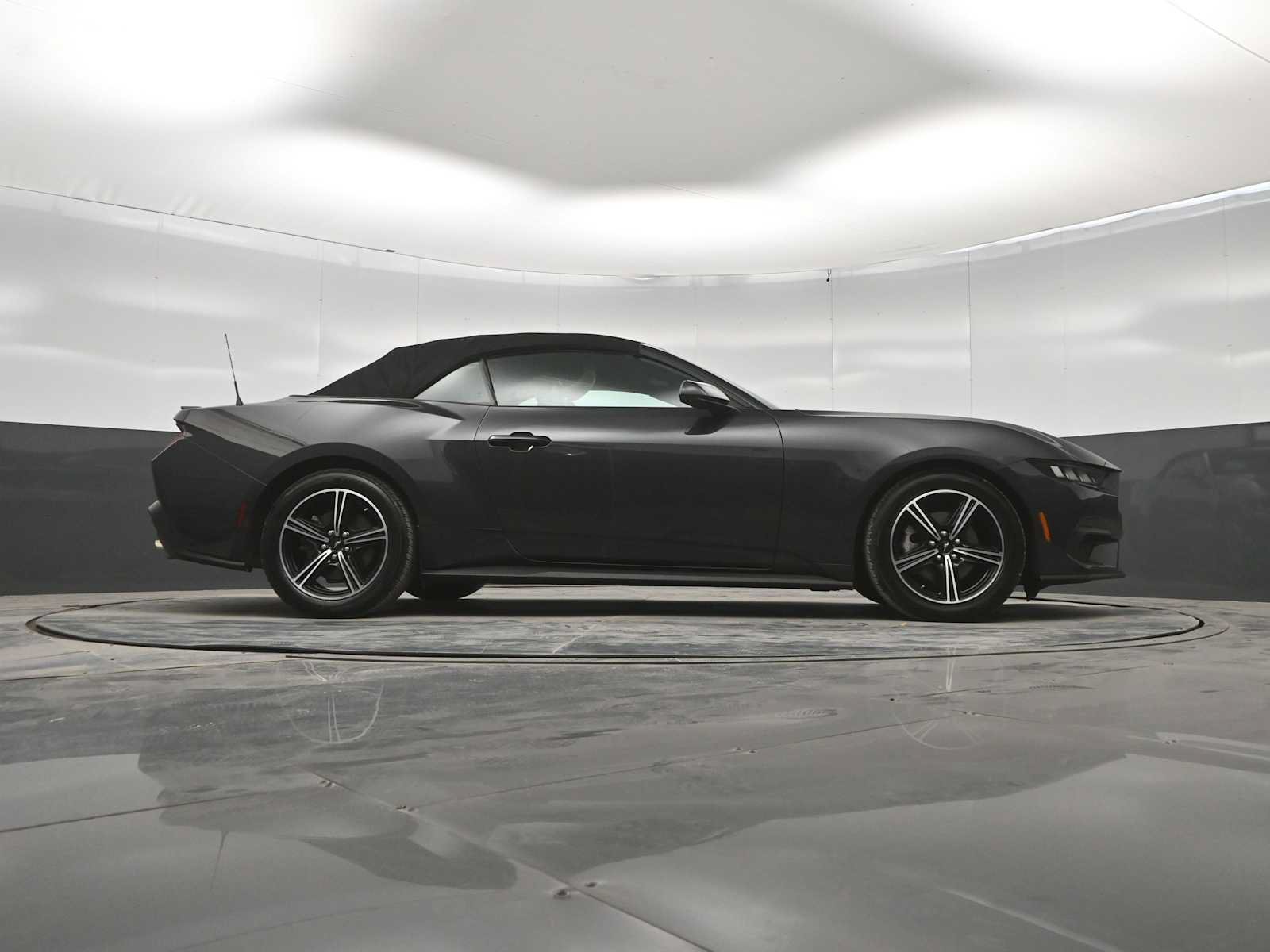 Used 2024 Ford Mustang Premium RWD image 41