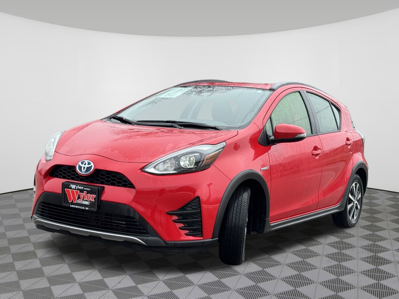 Used 2019 Toyota Prius C image 15