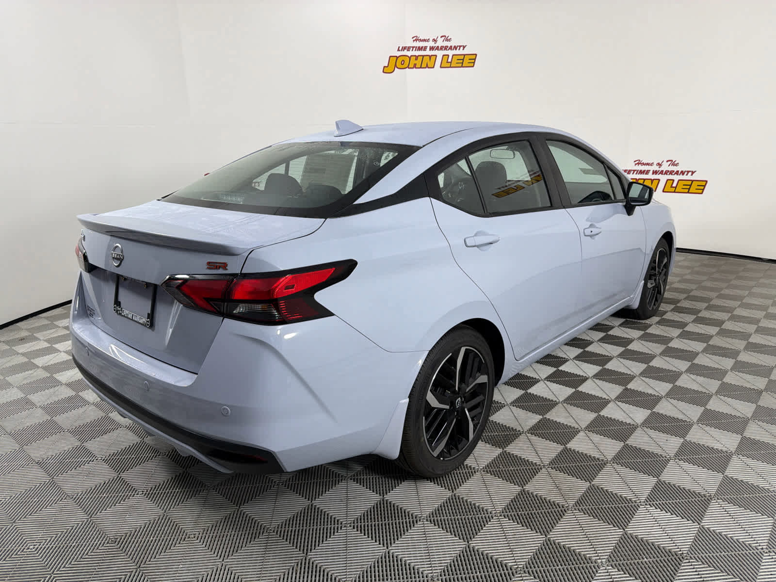 New 2025 Nissan Versa SR w/ Trunk Package image 6