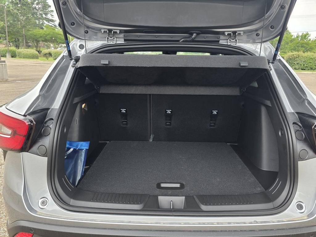 New 2026 Chevrolet Trax RS w/ Driver Confidence Package FWD image 35