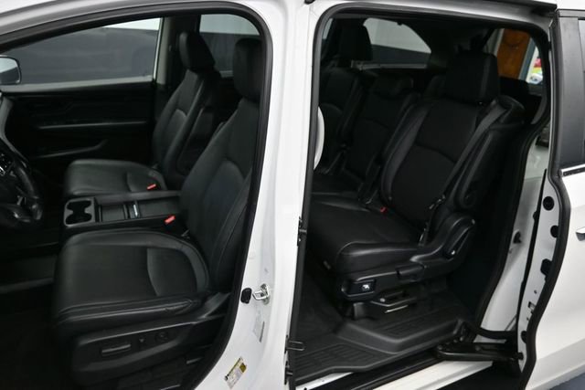Used 2023 Honda Odyssey Touring image 14
