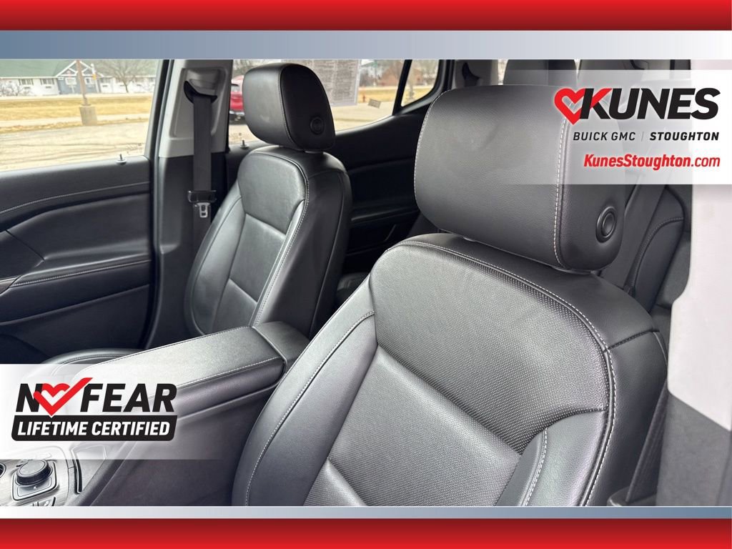 Used 2023 GMC Acadia SLT image 25