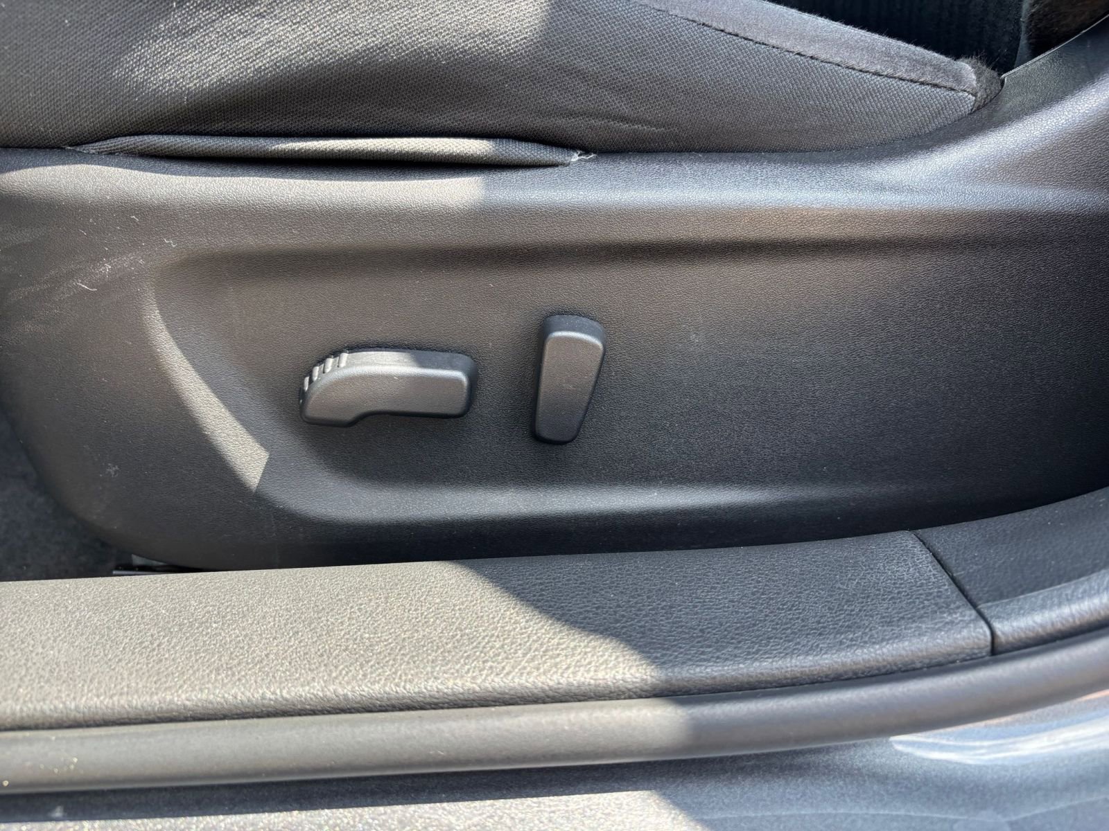 Used 2025 Nissan Altima 2.5 SV FWD image 22