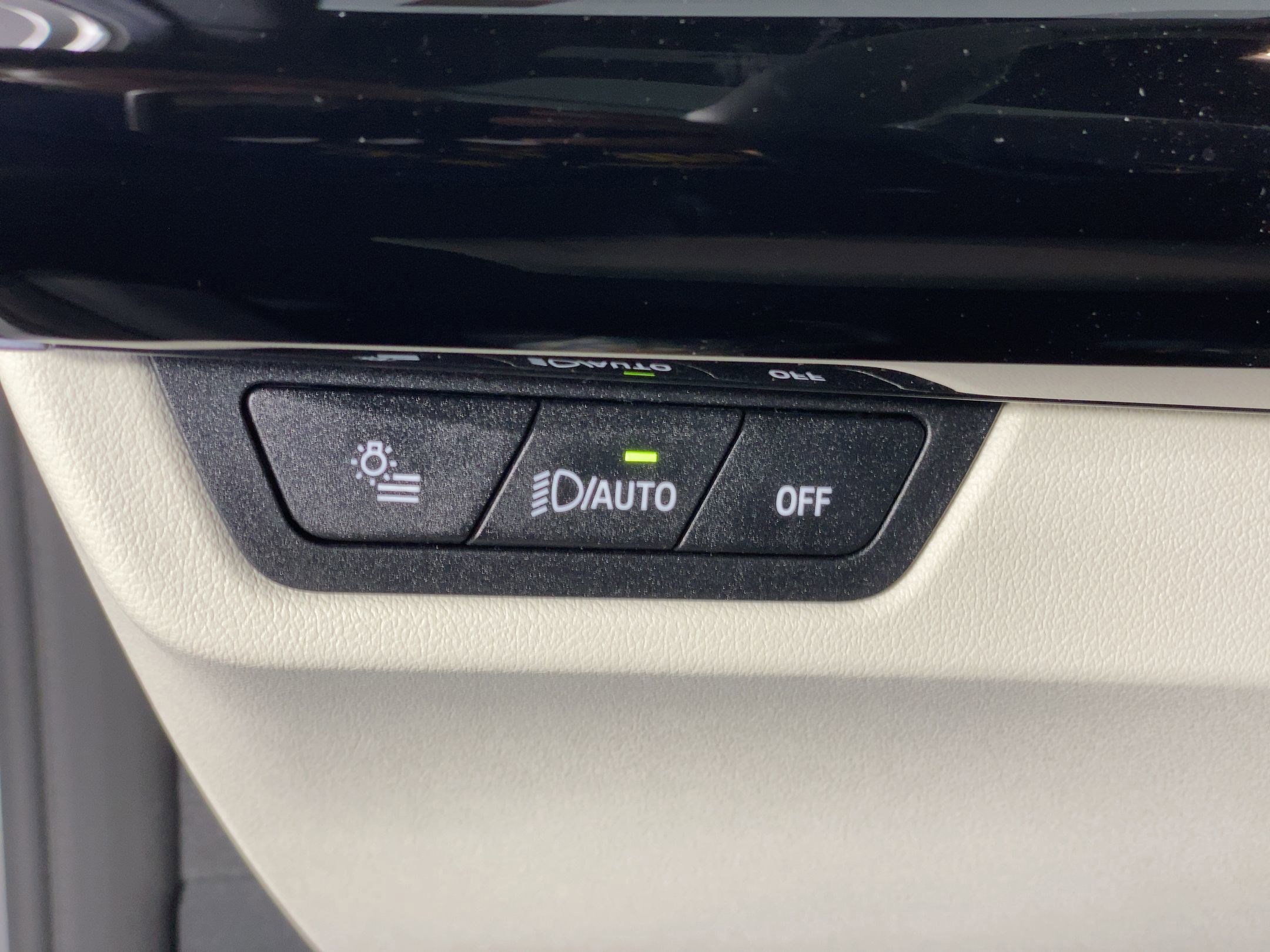 Used 2026 BMW X1 xDrive28i w/ Convenience Package image 15