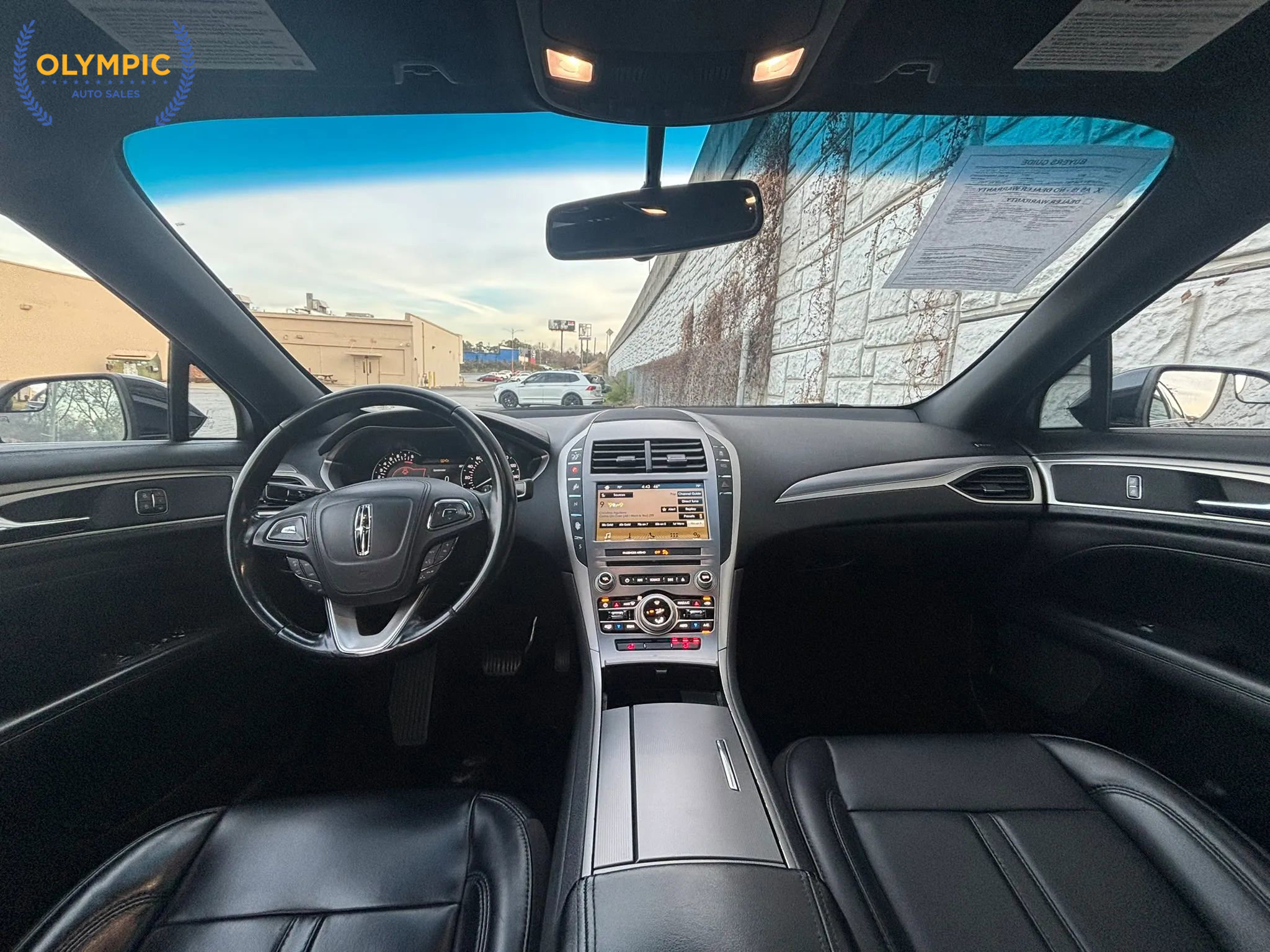 Used 2017 Lincoln MKZ Premiere image 18