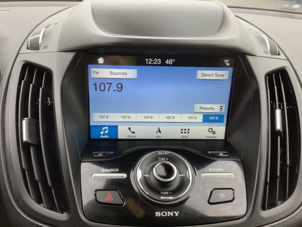 Used 2019 Ford Escape Titanium image 17