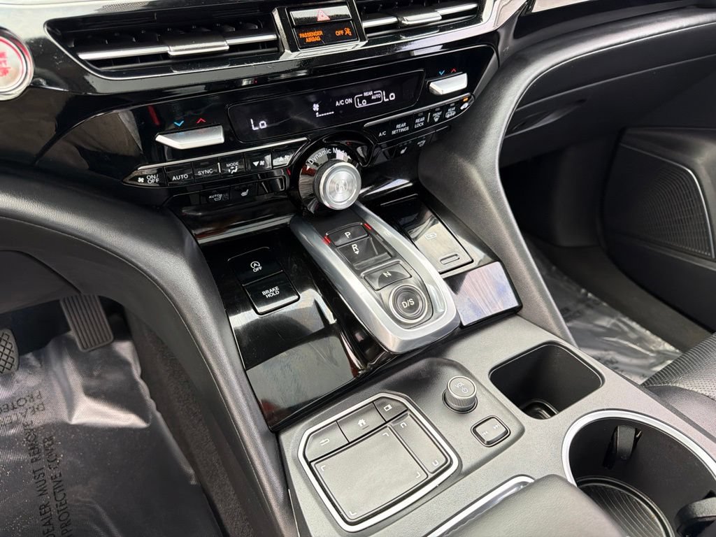 Used 2023 Acura MDX w/ Technology Package AWD/4WD image 35