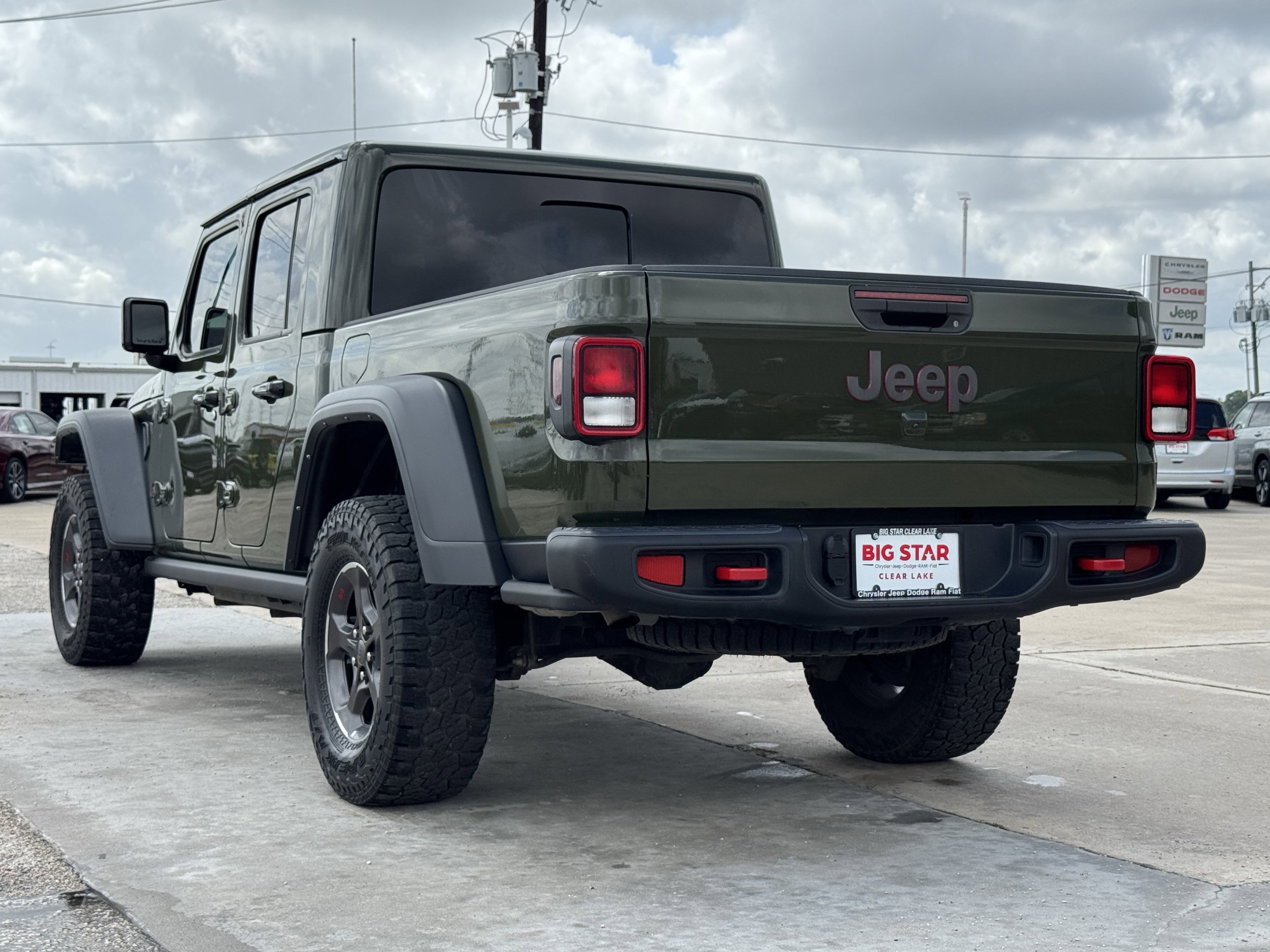 Used 2022 Jeep Gladiator Rubicon AWD/4WD image 8