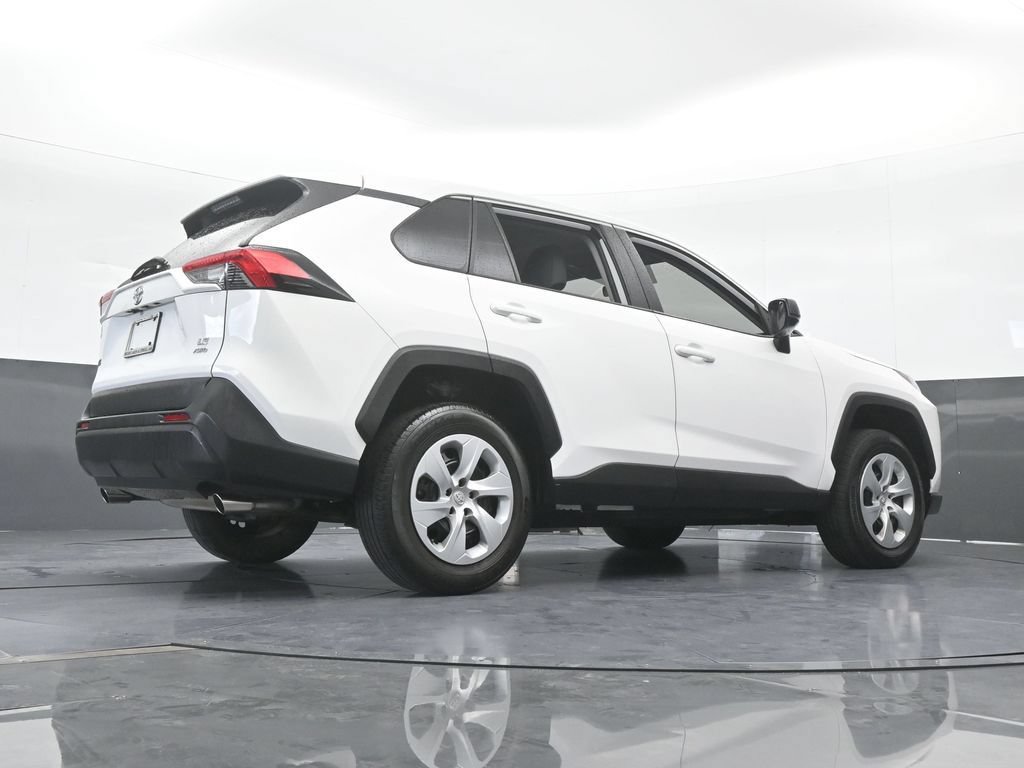 Used 2025 Toyota RAV4 LE AWD/4WD image 56