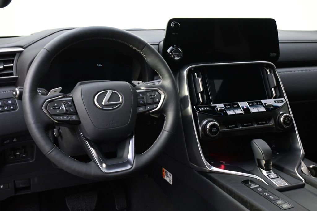 Used 2025 Lexus LX 700h Overtrail w/ Accessory Package (Z1) AWD/4WD image 12