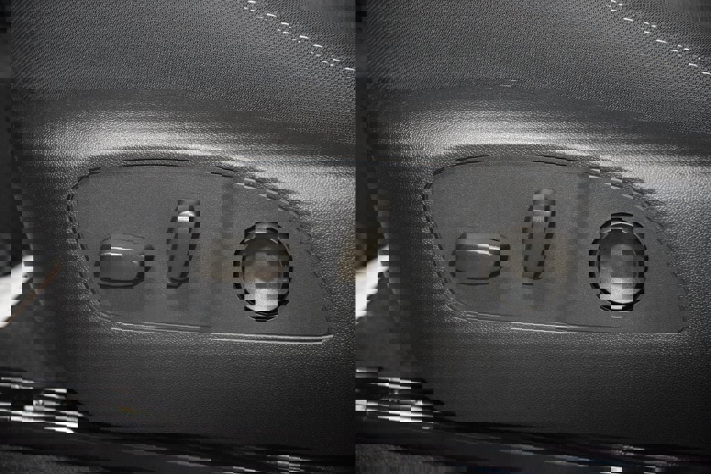 New 2026 Chevrolet Traverse LT image 38