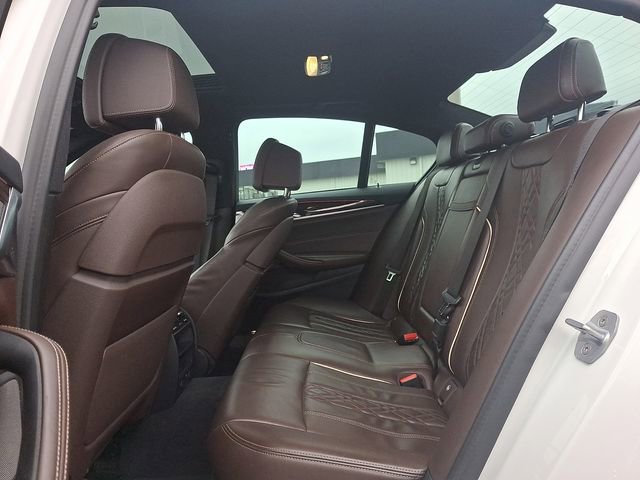 Used 2019 BMW 540i w/ M Sport Package image 10