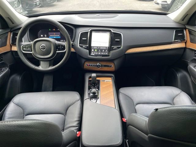 Certified 2025 Volvo XC90 T8 Plus AWD/4WD image 22